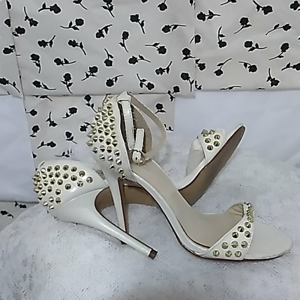 Aldo spike pumps